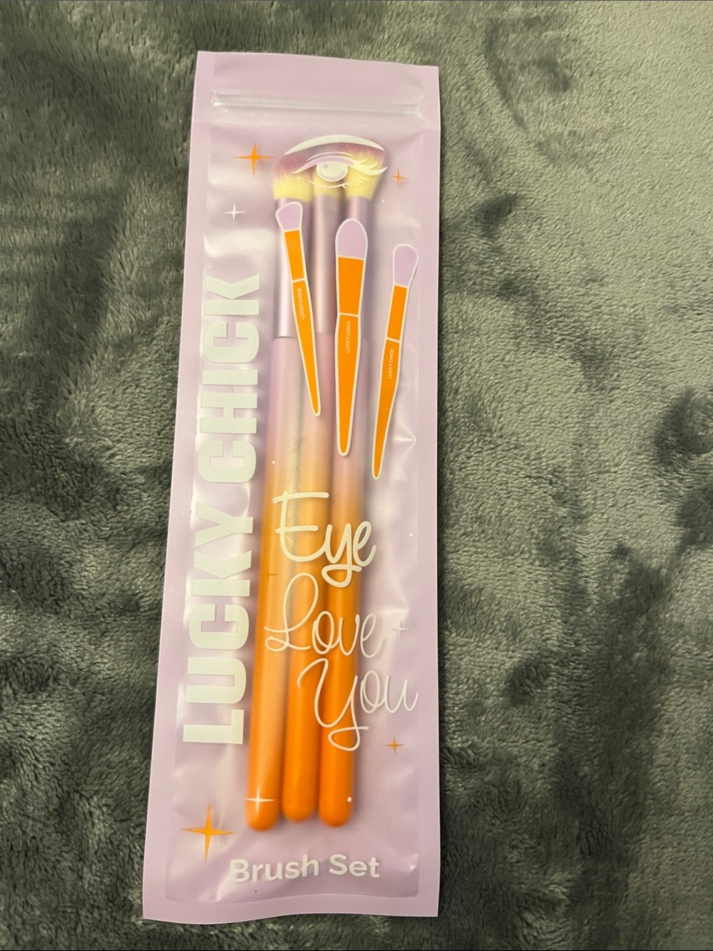 Lucky Chick Orange Eye Brush Set - 3-Piece Eye Makeup Brushes